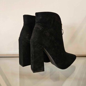 268e1f99 ae5d 49f5 85f1 1a713e3a93d2