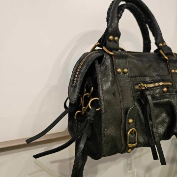 8c76d8f5 af2e 4fe8 b4ba 0a56bd2fbce3