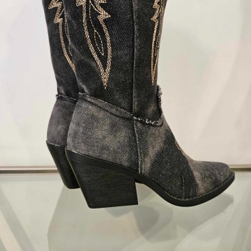 D7b7ae8a dacc 4fc0 8f3e 5b09a0a6f158