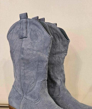 Fd726007 071b 49a3 a20b e7eaf17c28ad